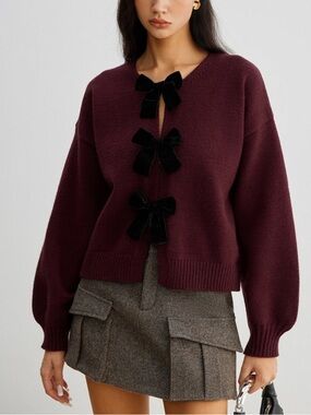 Commense Bow Ribbed Warm Sweater Size Medium NWT